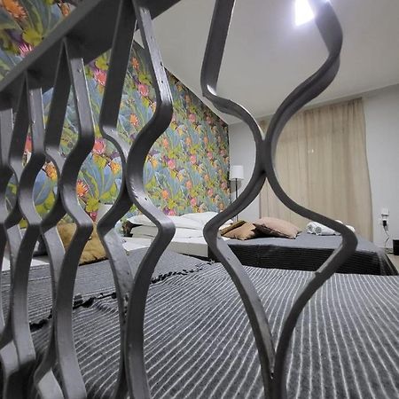 Apartment Carlo III Napoli Exterior foto